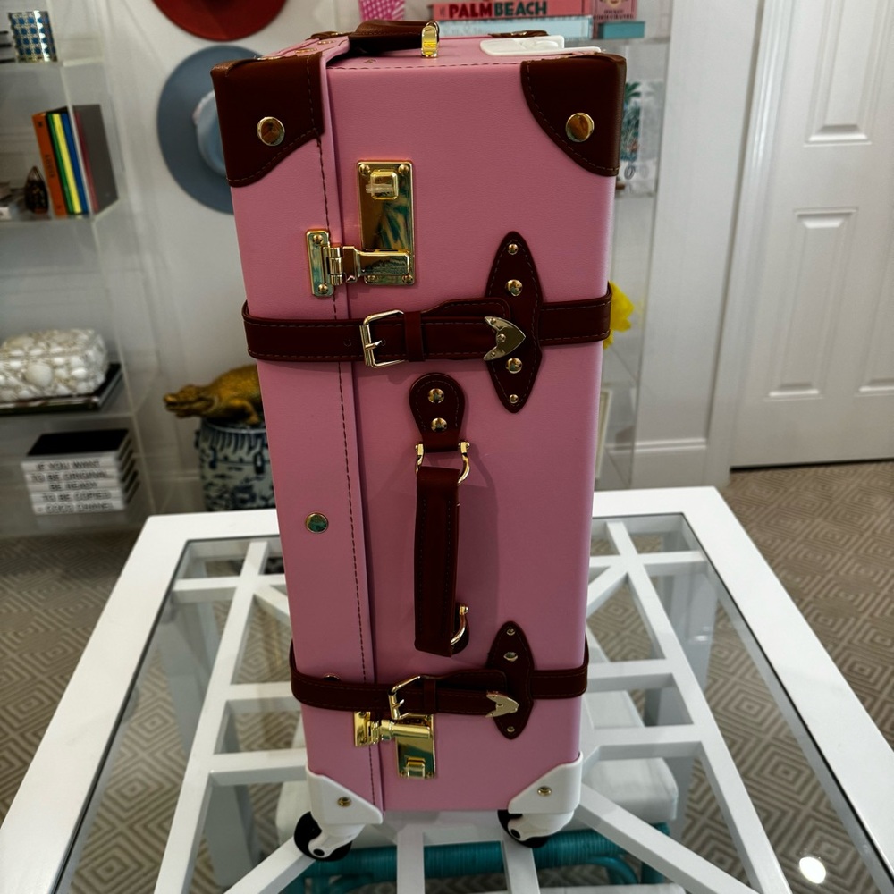 Lilly Pulitzer Pink Heritage Rolling Trunk Suitcase Limited Edition NWT - Picture 8 of 16